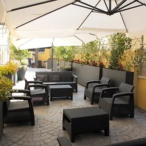 Hotel Astoria Golden Gate, Rzym