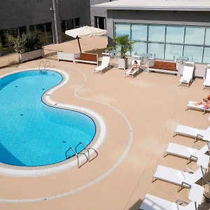 https://novotel-milano-malpensa-aeroporto.it-lombardy.com