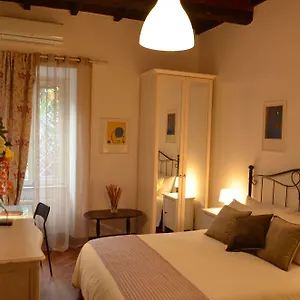 Benedetta Trastevere Roma
